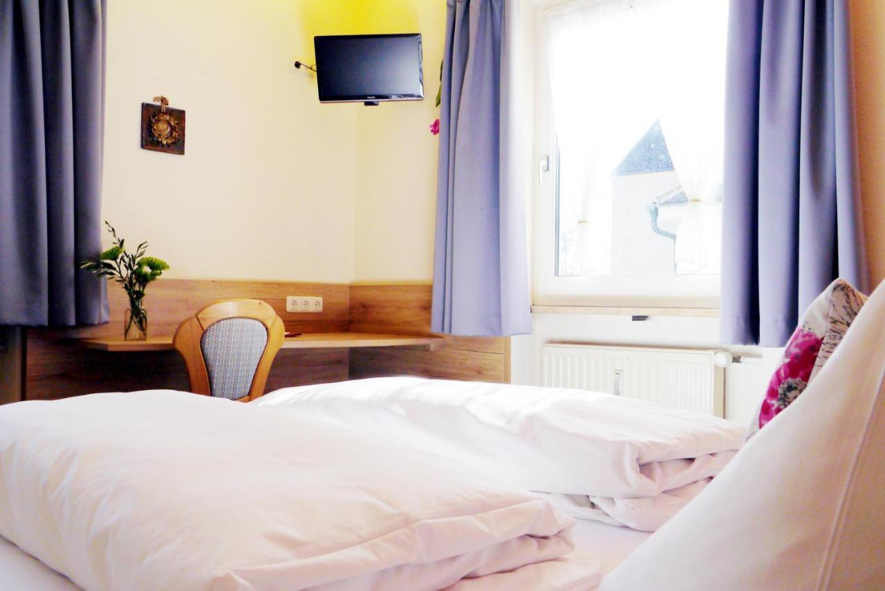 Hotel Grader Neustadt an der Waldnaab Eksteriør billede