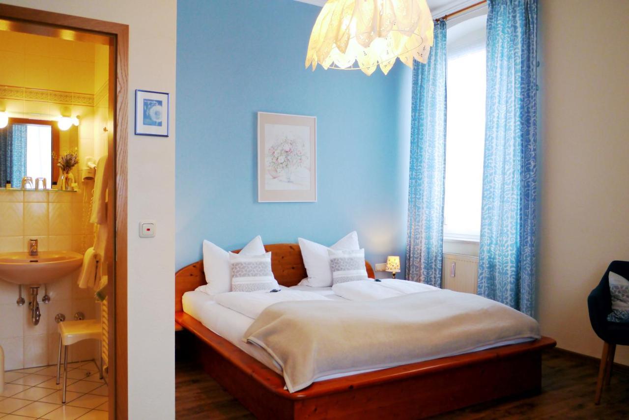Hotel Grader Neustadt an der Waldnaab Eksteriør billede