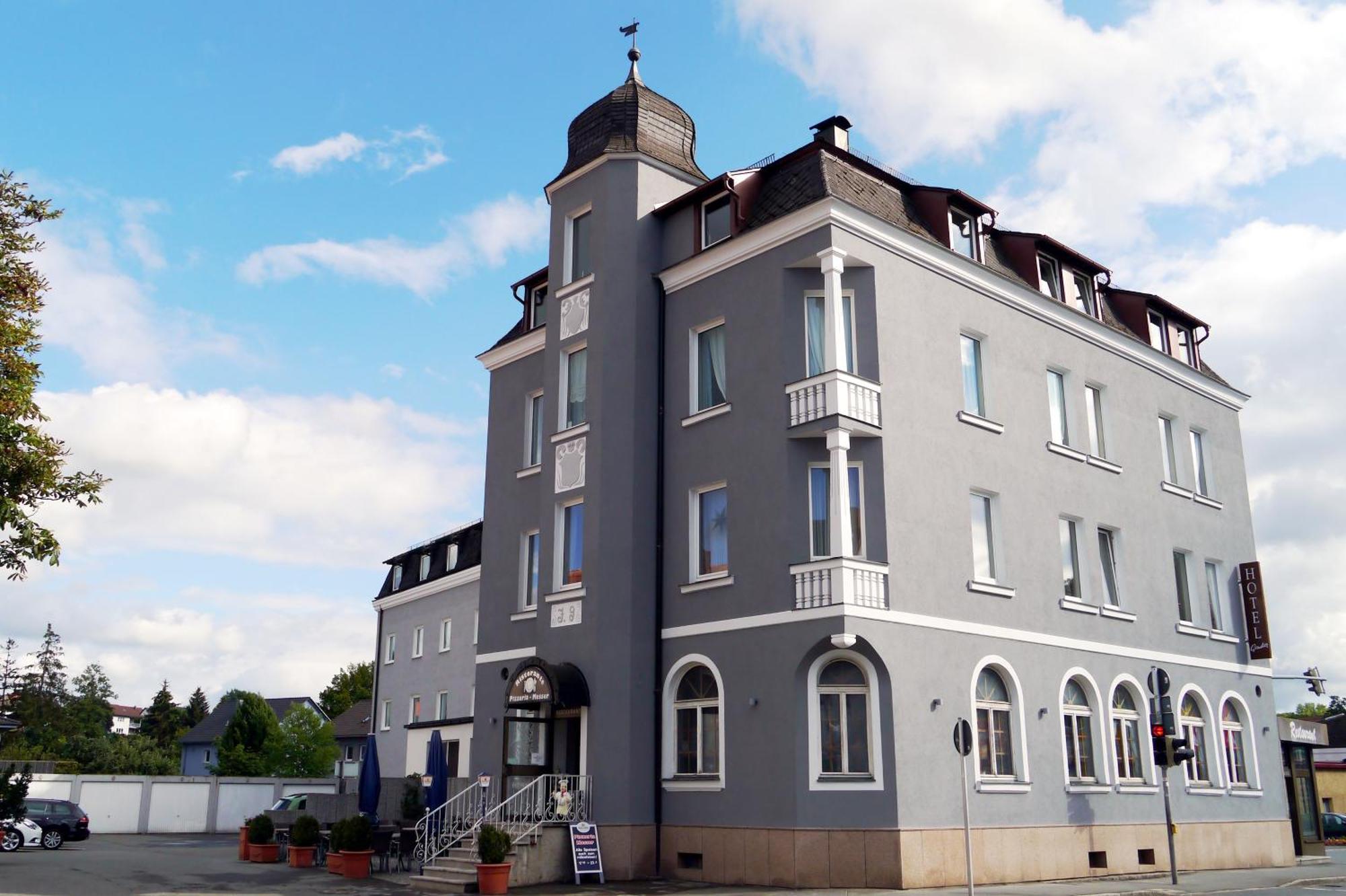 Hotel Grader Neustadt an der Waldnaab Eksteriør billede